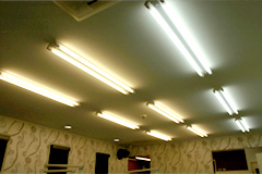 種その5　蛍光灯は電球色？
